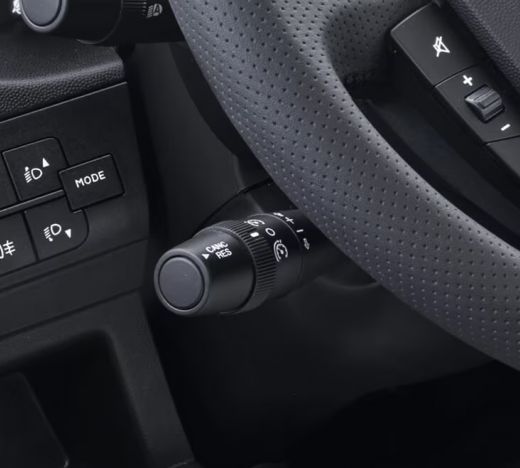 Opel Movano interior 1 ua