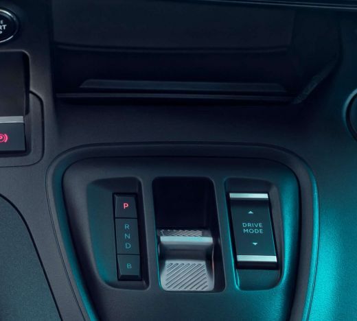 Peugeot Rifter interior 1 ua