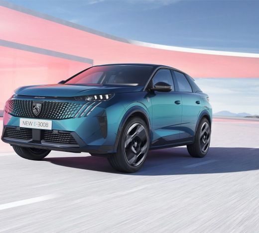 Peugeot e-3008 exterior 1 ua