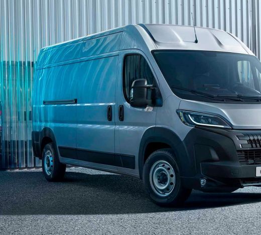 Peugeot Boxer Fourgon exterior 1 ua