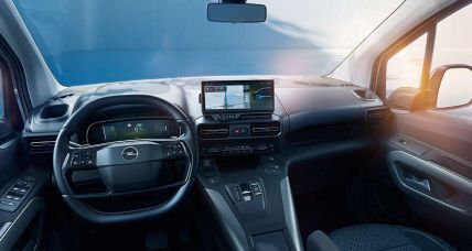 Opel Combo NEW interior 3 ua