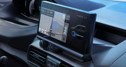 Peugeot Partner interior 2 ua