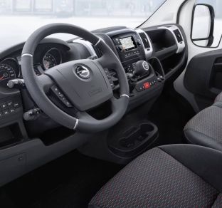 Opel Movano interior 6 ua