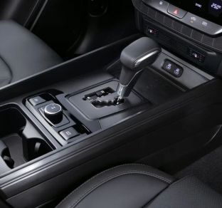 KGM (SsangYong) Musso Grand NEW interior 5