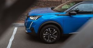 Новий Peugeot 2008 лідирує та впевнено виривається в фінал конкурсу AUTOFEST 2021 та йде до перемоги