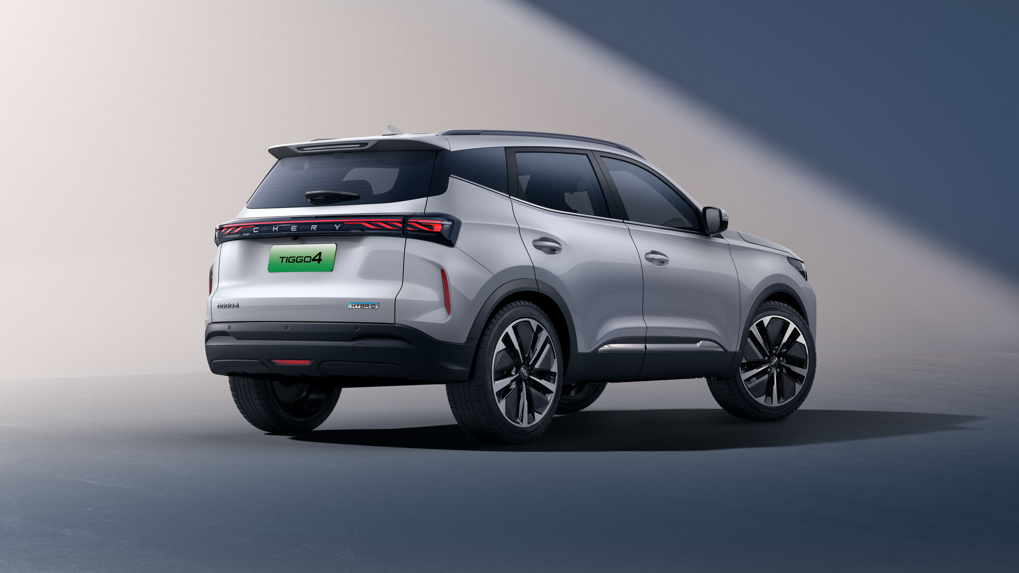 Гибридный кроссовер Chery TIGGO 4 Hybrid