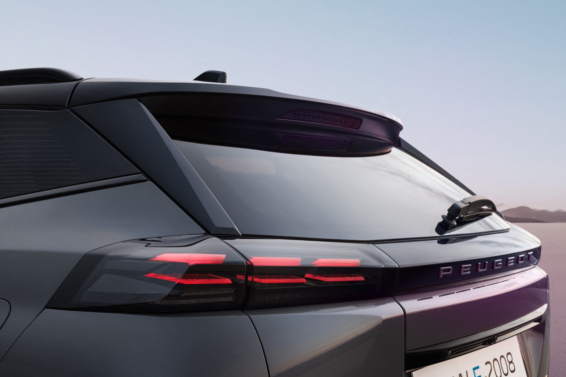 Новий Peugeot 2008 (Пежо 2008)