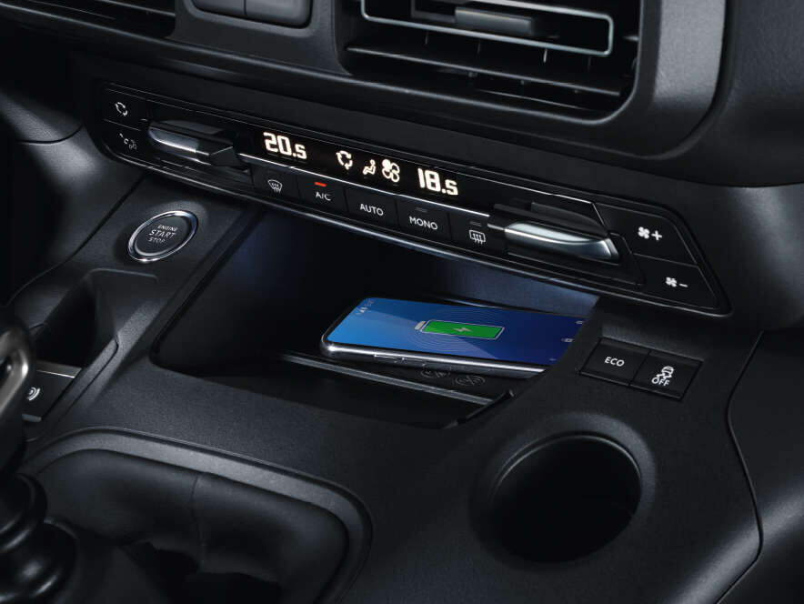 Новий Опель Комбо зарядка