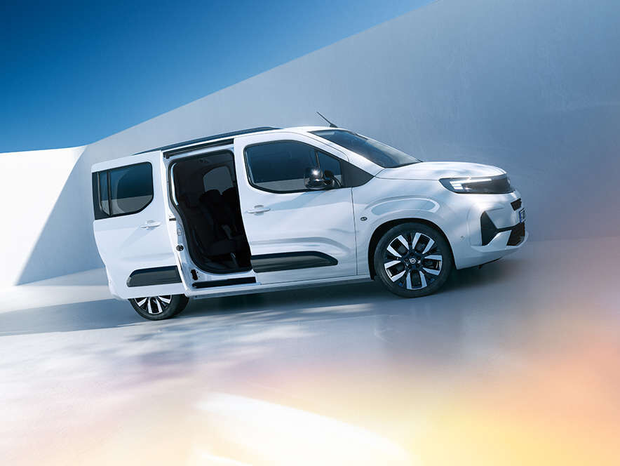 Новий Опель Комбо двері і вікна