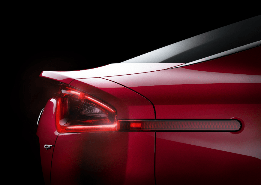 Kia Stinger вид сзади