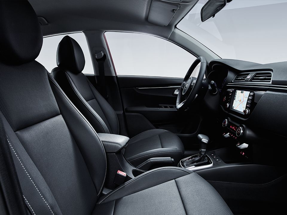 Интерьер нового Kia Rio Sedan вид 2