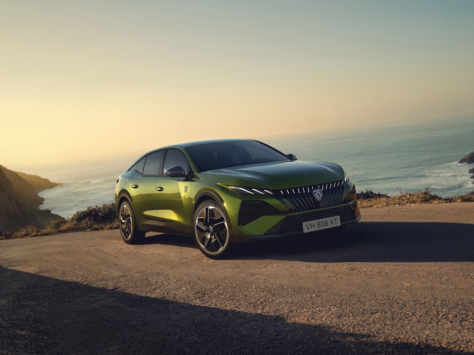 Новий PEUGEOT 408