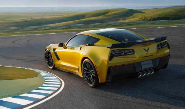 CORVETTE Z06 став володарем титулу MUSCLE CAR 2014