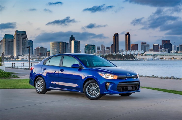Совершенно новый седан KIA RIO дебютировал на международном Автошоу в Нью-Йорке
