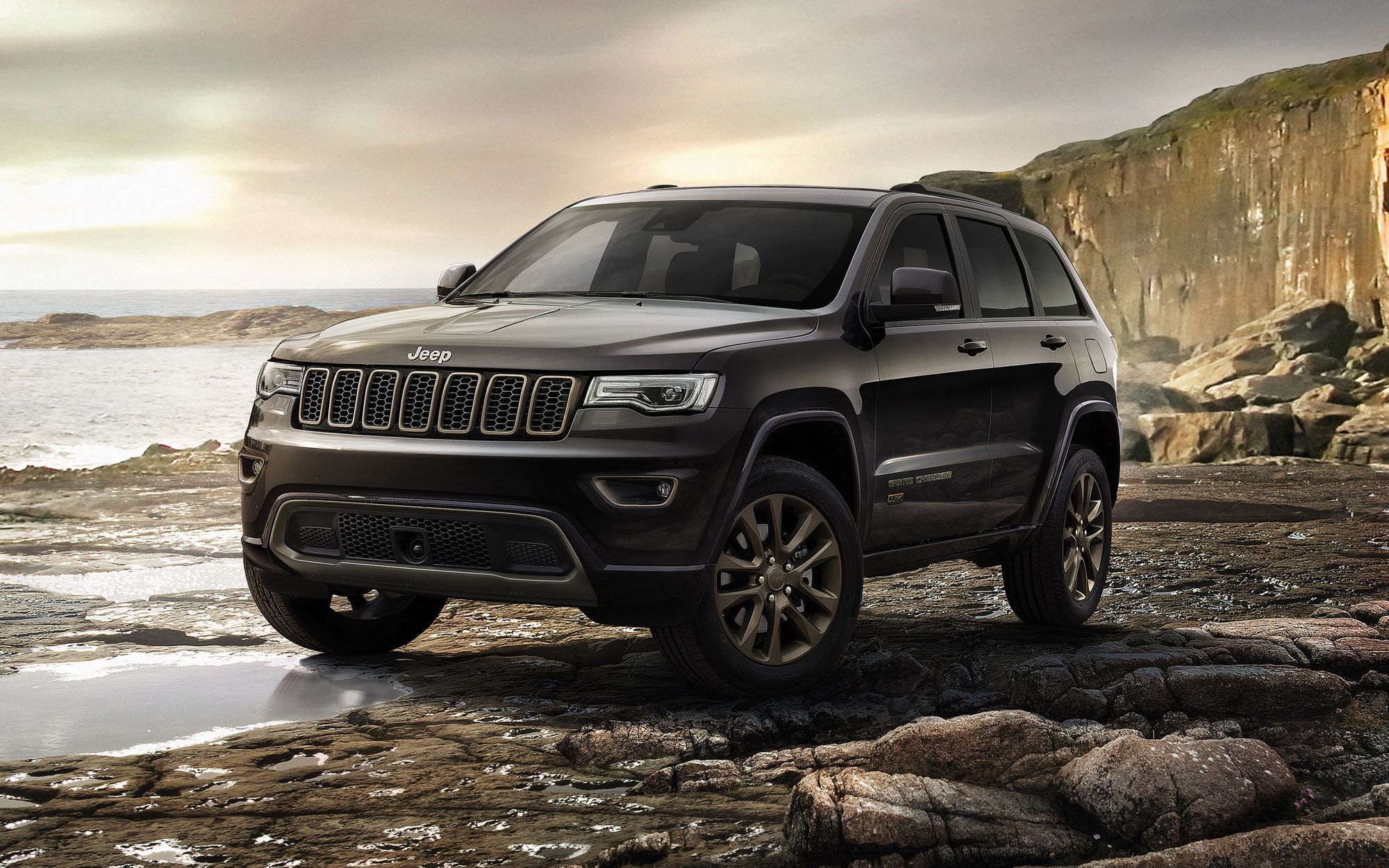 JEEP GRAND CHEROKEE с выгодой до 200 000 грн.