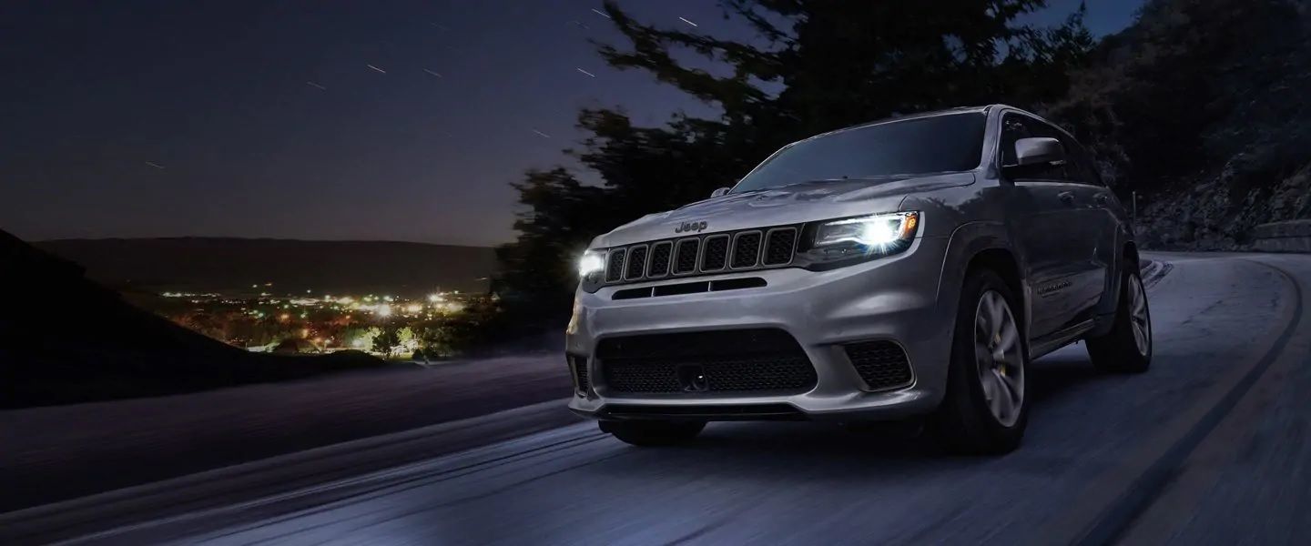 Jeepом по снегу! Grandиозное предложение на Grand Cherokee
