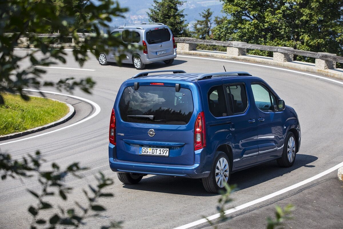 Opel Combo Life – оголошені ціни на 7-ми місний мінівен в Україні