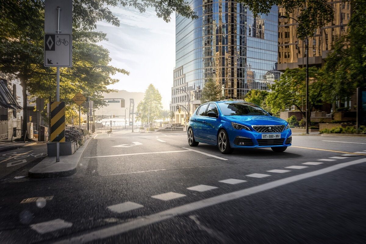 Новый PEUGEOT 308: теперь с полностью цифровым салоном Peugeot i-Cockpit®