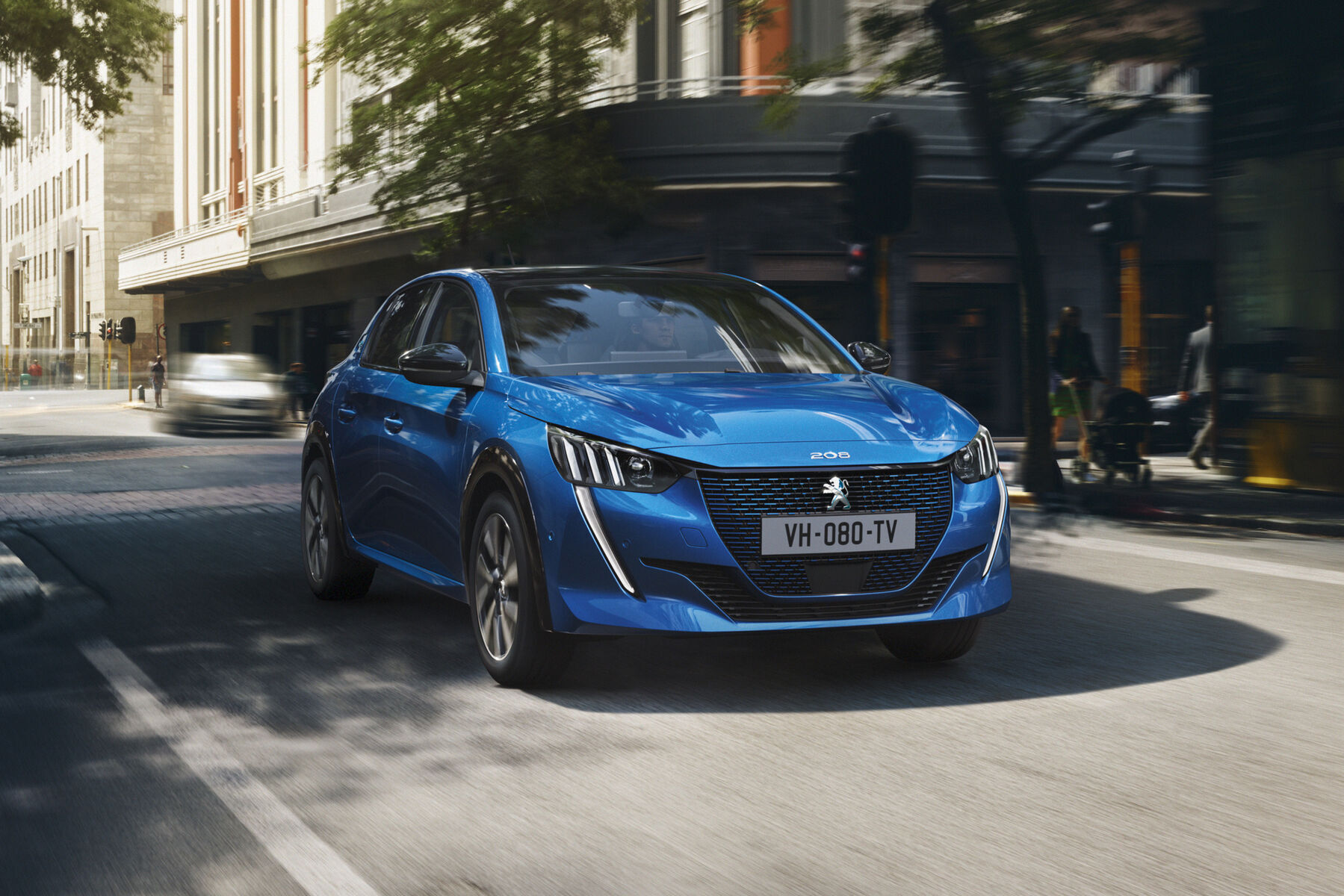 PEUGEOT e-208: титул «Лучший компактный электромобиль года» от издания What car?