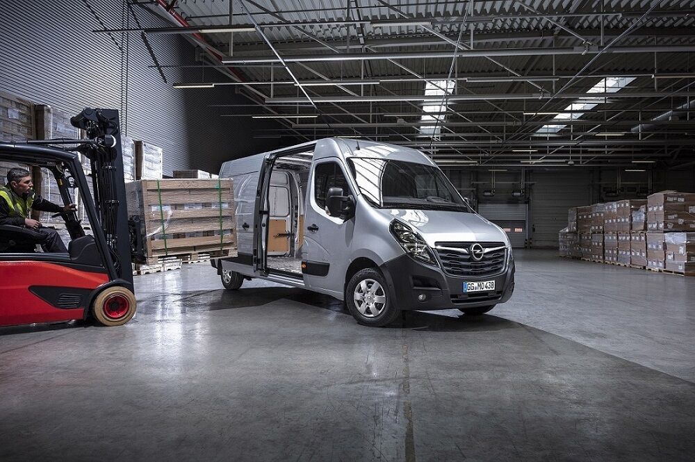 Бренды OPEL, PEUGEOT участвуют в выставке ComAutoTrans’21 – представлен широкий модельный ряд под разные запросы